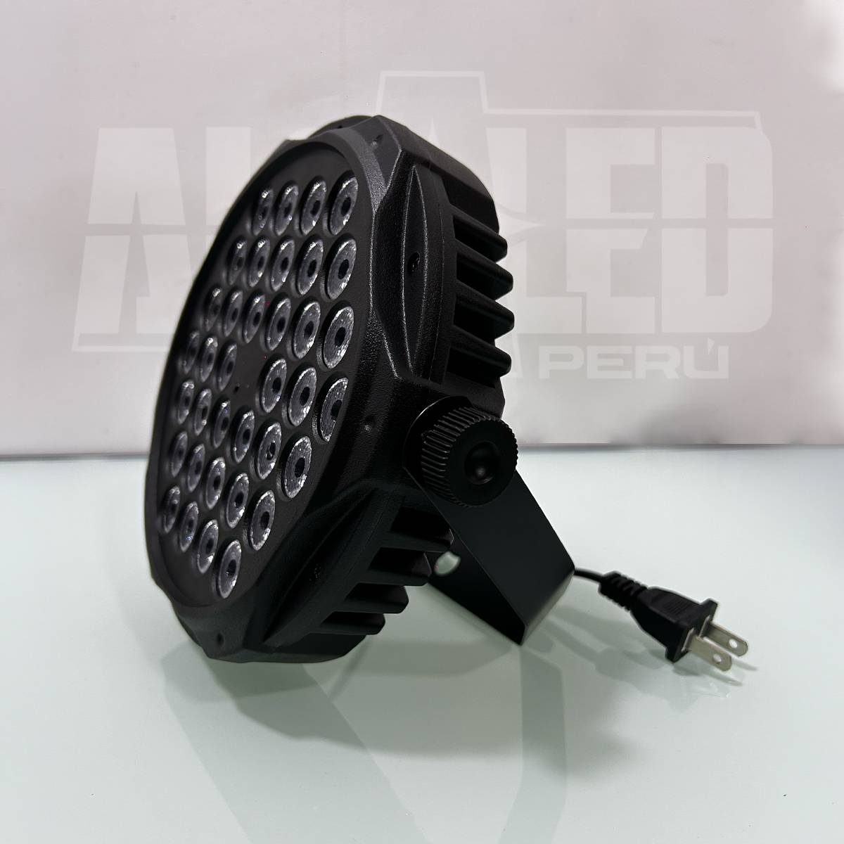 MINI PAR LED 36X3W CON CONTROL REMOTO - Imagen 4