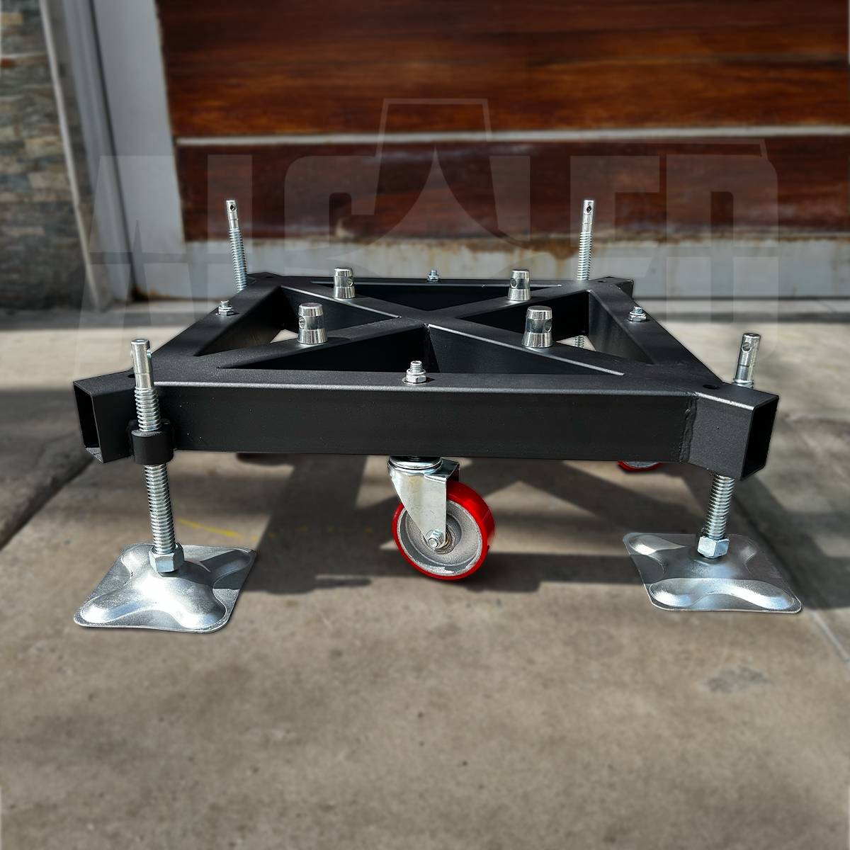 BASE DE TRUSS CON PINES 30X30CM - Imagen 3